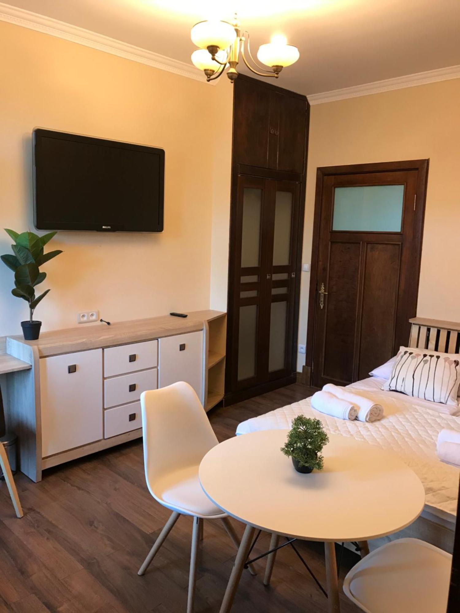 Dworek Oliwski Bed & Breakfast Gdansk Exterior photo